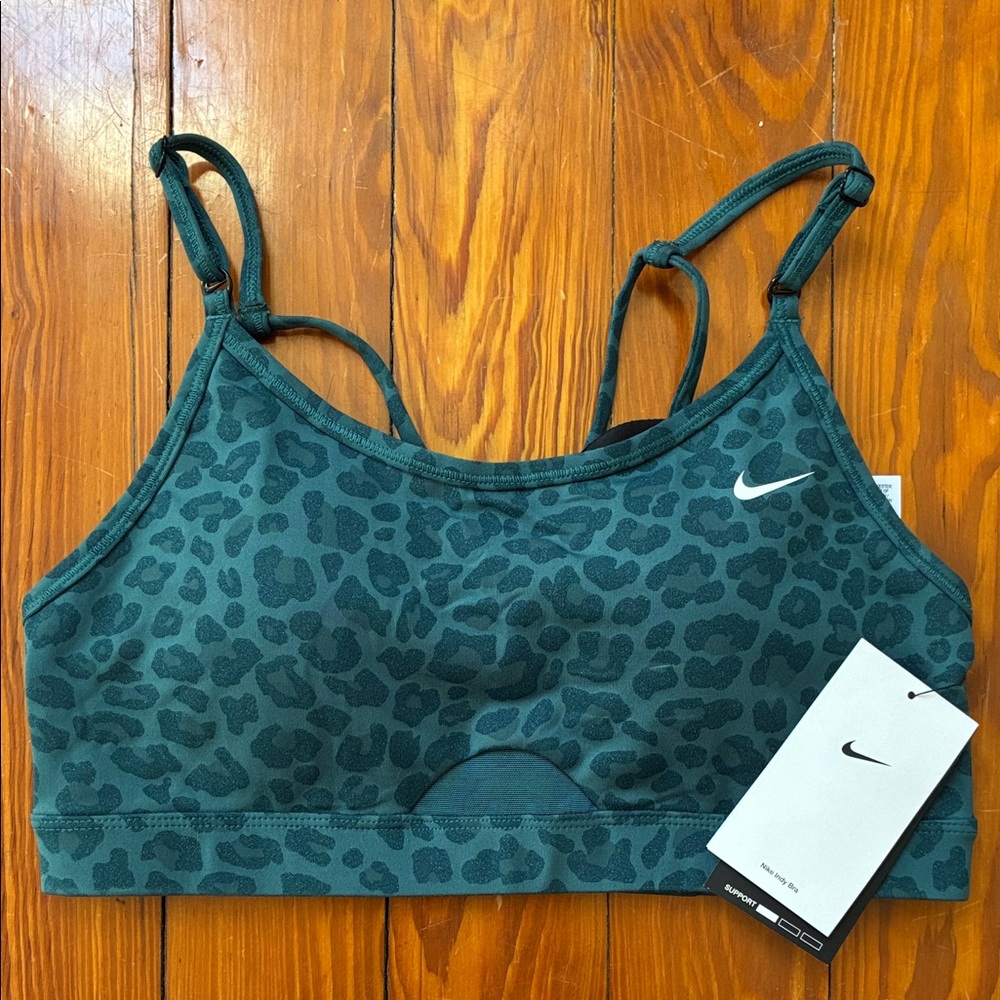 Nike Women's Leopard Print Sports Bra in Teal